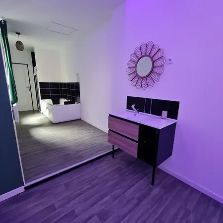 Ng Prestige - Lille I Centre - 121 - Balneo - Kitchenette - Terrasse - Wifi - Netflix