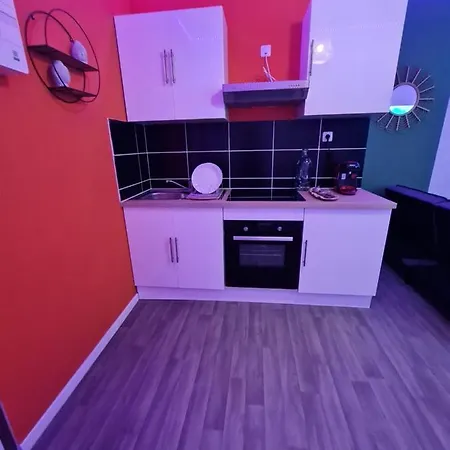 Apartment Ng Prestige - Lille I Centre - 121 - Balneo - Kitchenette - Terrasse - Wifi - Netflix
